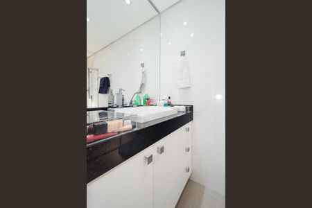Apartamento à venda com 150m², 3 quartos e 3 vagas Apartamento à venda com 150m², 3 quartos e 3 vagasBanheiro da Suíte 2