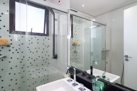 Apartamento à venda com 150m², 3 quartos e 3 vagas Apartamento à venda com 150m², 3 quartos e 3 vagasBanheiro