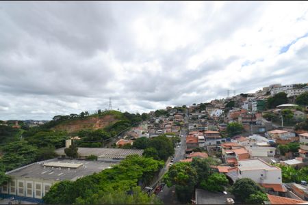 Apartamento para alugar com 115m², 2 quartos e 2 vagasVista