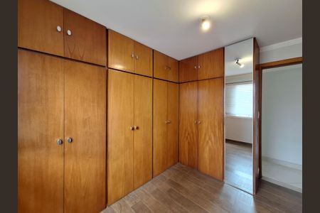 Apartamento para alugar com 51m², 2 quartos e 1 vaga Apartamento para alugar com 51m², 2 quartos e 1 vagaQuarto 2