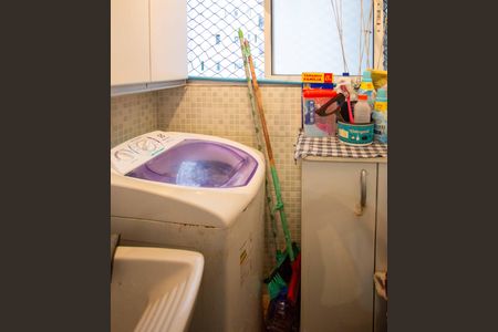 Apartamento à venda com 59m², 3 quartos e 1 vagaÁrea de Serviço