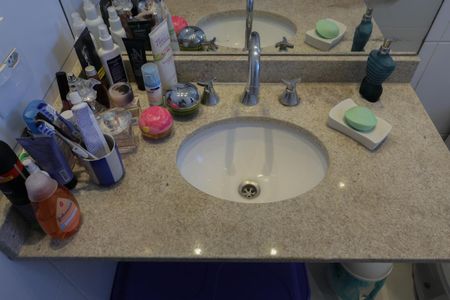 Apartamento à venda com 120m², 3 quartos e 2 vagasBanheiro da Suíte 1