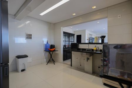 Apartamento à venda com 120m², 3 quartos e 2 vagasCozinha