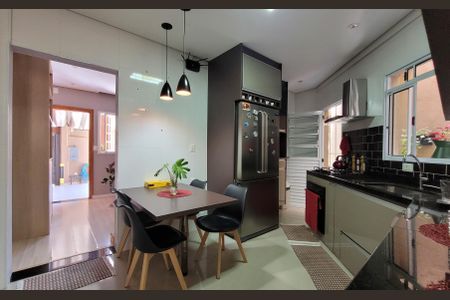 Casa à venda com 180m², 2 quartos e 3 vagasCozinha