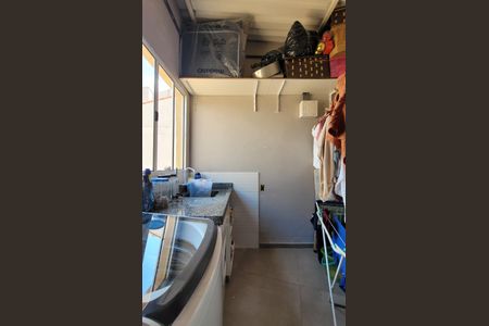 Casa à venda com 180m², 2 quartos e 3 vagasArea de serviço