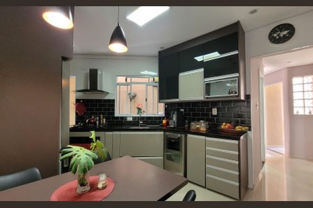 Casa à venda com 180m², 2 quartos e 3 vagasCozinha