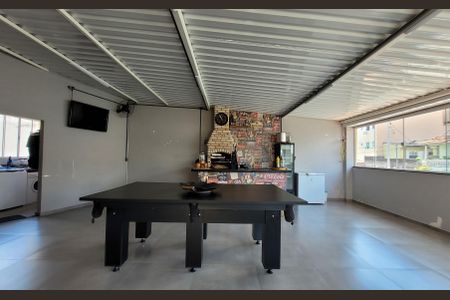 Casa à venda com 180m², 2 quartos e 3 vagasChurrasqueira