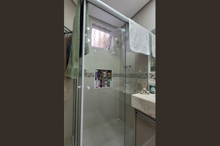 Casa à venda com 180m², 2 quartos e 3 vagasBanheiro