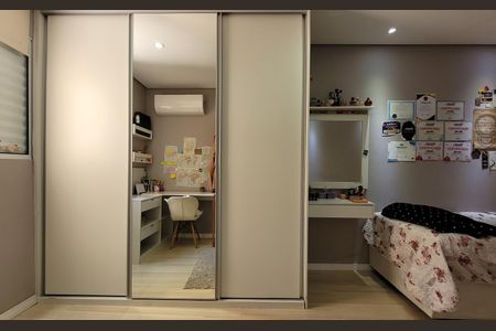 Casa à venda com 180m², 2 quartos e 3 vagasQuarto 2