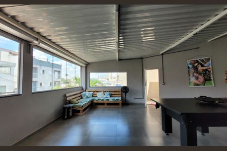 Casa à venda com 180m², 2 quartos e 3 vagasChurrasqueira