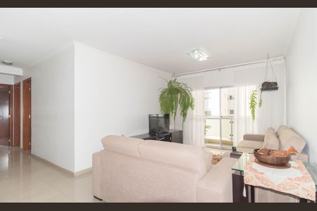 Apartamento à venda com 107m², 3 quartos e 2 vagas Apartamento à venda com 107m², 3 quartos e 2 vagasSala de Estar