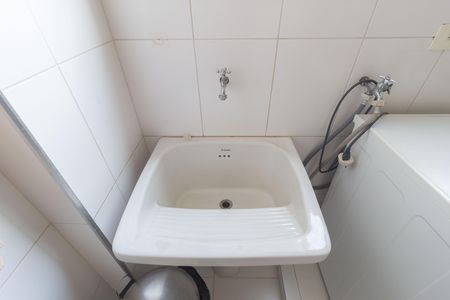 Apartamento à venda com 107m², 3 quartos e 2 vagas Apartamento à venda com 107m², 3 quartos e 2 vagasDetalhe - Área de Serviço