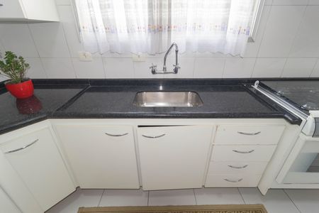 Apartamento à venda com 107m², 3 quartos e 2 vagas Apartamento à venda com 107m², 3 quartos e 2 vagasDetalhe - Cozinha