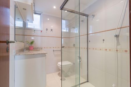 Apartamento à venda com 107m², 3 quartos e 2 vagas Apartamento à venda com 107m², 3 quartos e 2 vagasBanheiro - Social