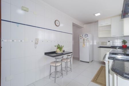 Apartamento à venda com 107m², 3 quartos e 2 vagas Apartamento à venda com 107m², 3 quartos e 2 vagasCozinha