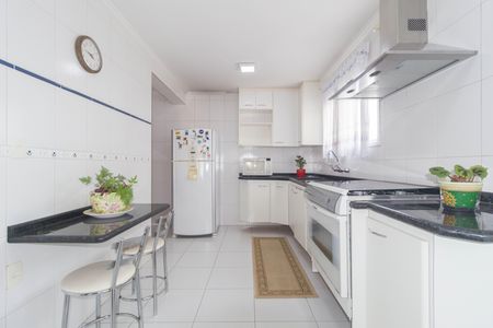 Apartamento à venda com 107m², 3 quartos e 2 vagas Apartamento à venda com 107m², 3 quartos e 2 vagasCozinha