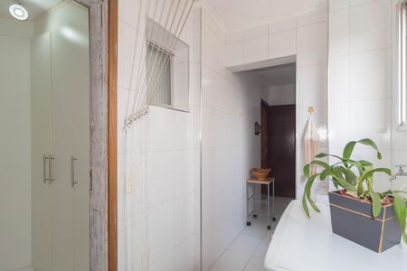 Apartamento à venda com 107m², 3 quartos e 2 vagas Apartamento à venda com 107m², 3 quartos e 2 vagasÁrea de Serviço