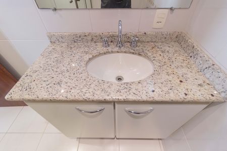 Apartamento à venda com 107m², 3 quartos e 2 vagas Apartamento à venda com 107m², 3 quartos e 2 vagasDetalhe Banheiro - Social