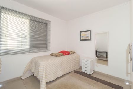 Apartamento à venda com 107m², 3 quartos e 2 vagas Apartamento à venda com 107m², 3 quartos e 2 vagasQuarto 1