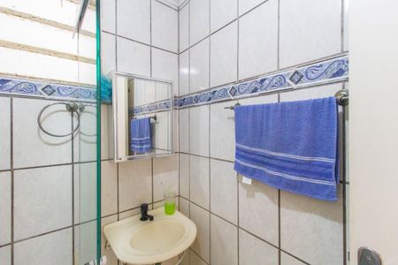 Casa à venda com 110m², 4 quartos e 3 vagas Casa à venda com 110m², 4 quartos e 3 vagasBanheiro