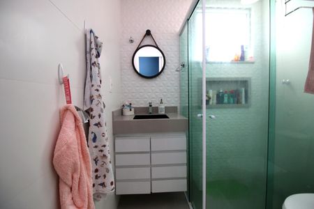 Apartamento à venda com 77m², 2 quartos e 1 vagaBanheiro