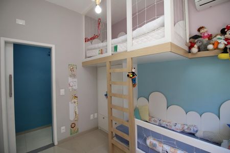 Apartamento à venda com 77m², 2 quartos e 1 vagaQuarto 1 - Armários