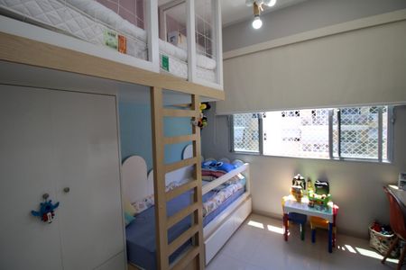 Apartamento à venda com 77m², 2 quartos e 1 vagaQuarto 1