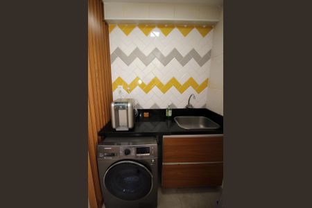 Apartamento à venda com 77m², 2 quartos e 1 vagaÁrea de Serviço Tanque