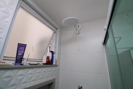 Apartamento à venda com 77m², 2 quartos e 1 vagaBanheiro