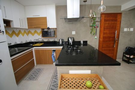 Apartamento à venda com 77m², 2 quartos e 1 vagaCozinha
