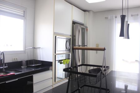 Apartamento à venda com 99m², 3 quartos e 1 vagaCozinha