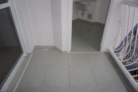 Varanda de apartamento para alugar com 2 quartos, 82m² em Parque Esplanada, Embu das Artes
