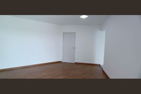 Apartamento para alugar com 82m², 2 quartos e 1 vaga Apartamento para alugar com 82m², 2 quartos e 1 vagaSala