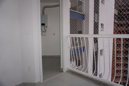 Apartamento para alugar com 82m², 2 quartos e 1 vagaVaranda