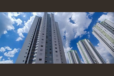 Apartamento para alugar com 82m², 2 quartos e 1 vaga Apartamento para alugar com 82m², 2 quartos e 1 vagaFachada
