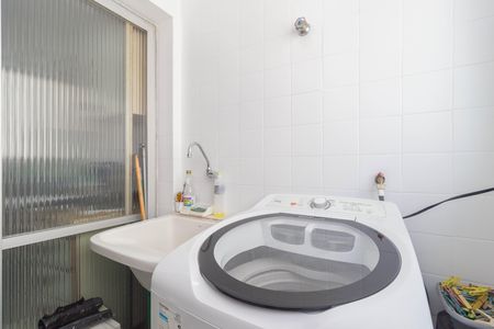 Apartamento à venda com 66m², 2 quartos e 1 vagaÁrea de Serviço
