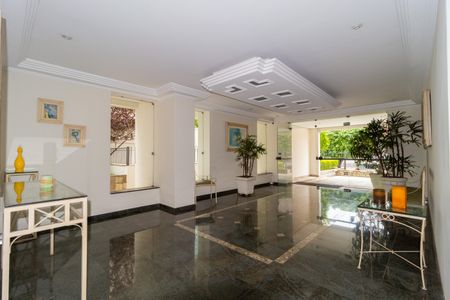 Apartamento à venda com 66m², 2 quartos e 1 vaga Apartamento à venda com 66m², 2 quartos e 1 vagaÁrea comum - Hall social