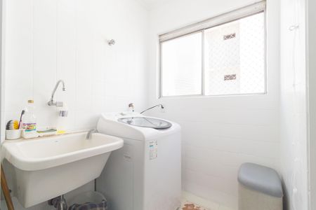 Apartamento à venda com 66m², 2 quartos e 1 vaga Apartamento à venda com 66m², 2 quartos e 1 vagaÁrea de Serviço