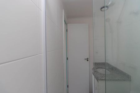Apartamento à venda com 64m², 3 quartos e 1 vaga Apartamento à venda com 64m², 3 quartos e 1 vagaBanheiro da Suíte
