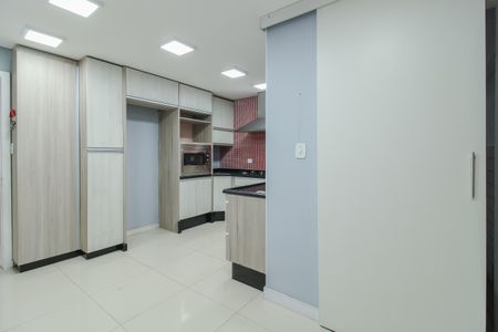 Casa de condomínio para alugar com 78m², 2 quartos e 2 vagasCozinha