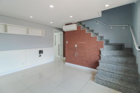 Casa de condomínio para alugar com 78m², 2 quartos e 2 vagasSala