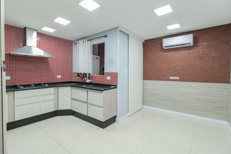 Casa de condomínio para alugar com 78m², 2 quartos e 2 vagasCozinha