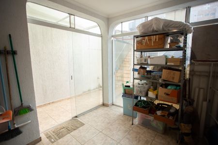 Casa à venda com 166m², 3 quartos e 2 vagasÁrea de Serviço