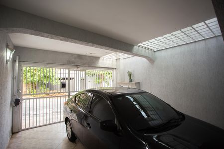 Casa à venda com 166m², 3 quartos e 2 vagasGARAGEM