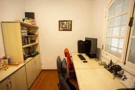 Casa à venda com 166m², 3 quartos e 2 vagasQuarto 2