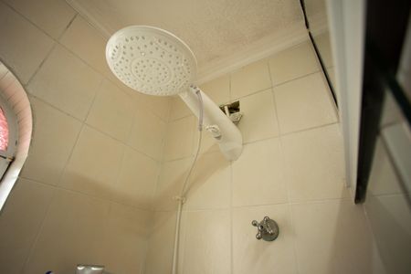 Casa à venda com 166m², 3 quartos e 2 vagasBanheiro