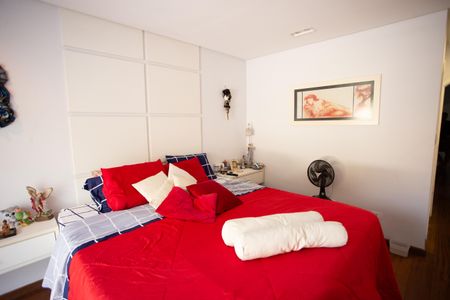 Casa à venda com 166m², 3 quartos e 2 vagasQuarto 1