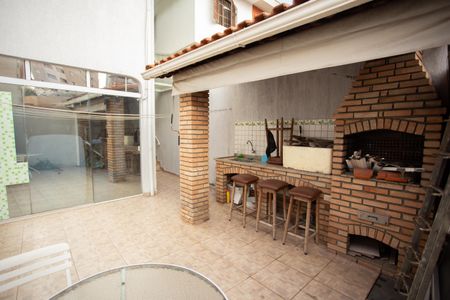 Casa à venda com 166m², 3 quartos e 2 vagasÁREA GOURMET