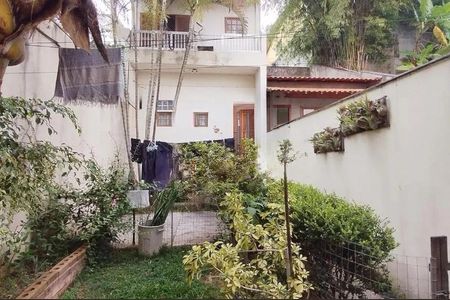 Casa à venda com 484m², 5 quartos e 7 vagasFoto 24