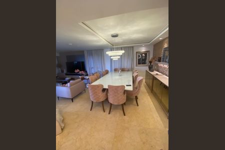 Apartamento à venda com 410m², 3 quartos e 3 vagasSala